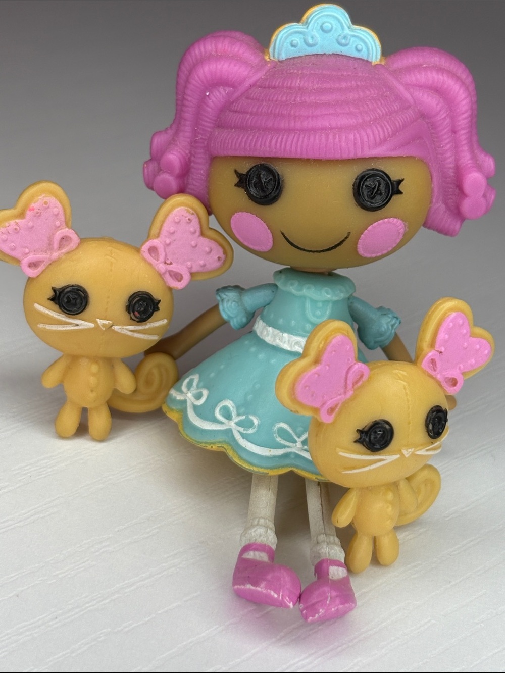 Mini Fancy Frost N Glaze Lalaoopsy doll With Two Mini pets